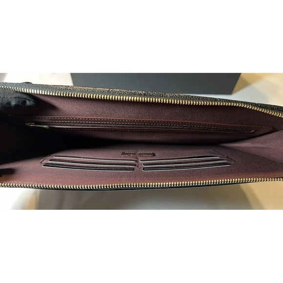 Chanel Quilted Flap Clutch - Picture 6 of 7